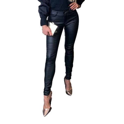 Παντελόνι leather look σε ίσια γραμμή - Μαύρο 52641-Μαύρο