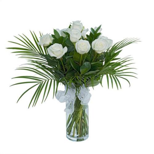 Sugar Flowers Λευκά τριαντάφυλλα στο πράσινο φόντο