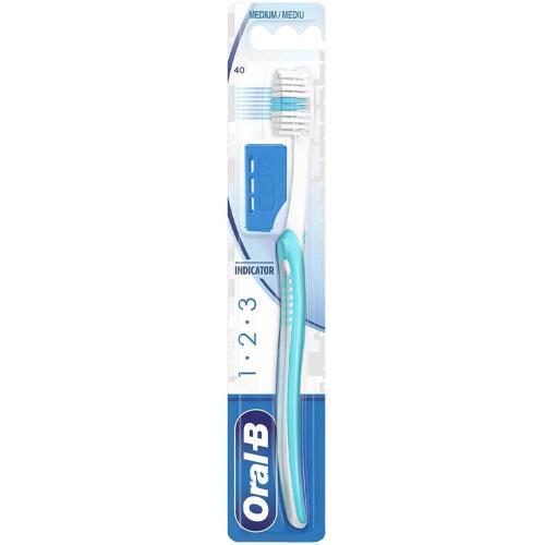 Oral-B 123 Indicator Medium Toothbrush 40mm Χειροκίνητη Οδοντόβουρτσα, Μέτρια 1 Τεμάχιο - Γαλάζιο / Μπλε