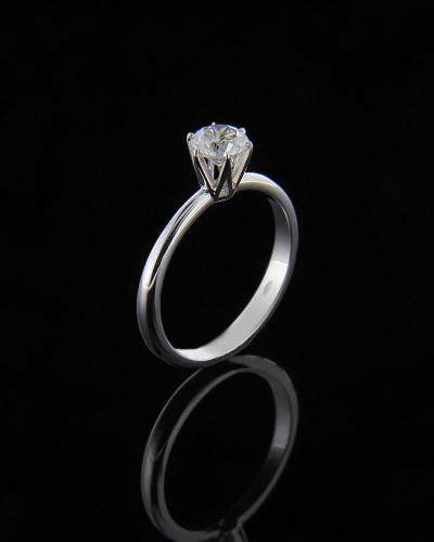 Μονόπετρο δαχτυλίδι λευκόχρυσο Κ18 με Διαμάντι