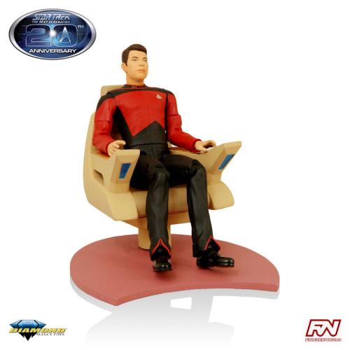 STAR TREK: THE NEXT GENERATION Commander William Riker with Command Chair fw-mar084554