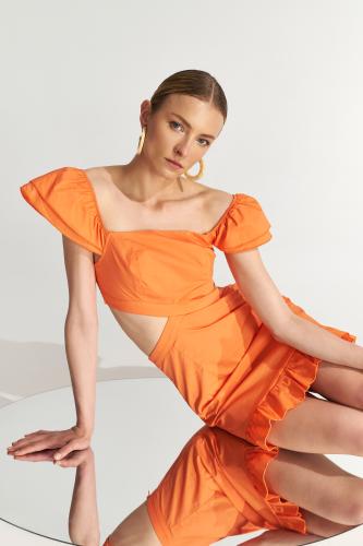 Φόρεμα κοντό με cut-out Orange