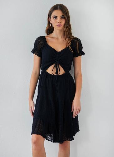 Φόρεμα μίνι με δαντέλα και cut out - Μαύρο