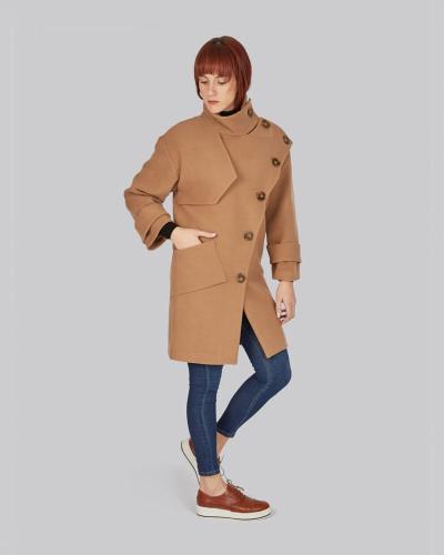 Γυναικείο παλτό με κουμπιά και ψηλό γιακά 80% μαλλί