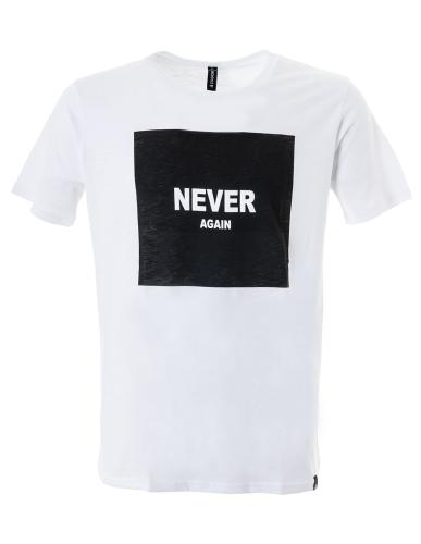 T-shirt με στάμπα σε λευκό χρώμα