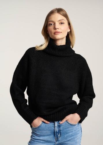Πλεκτό πουλόβερ με γυριστό γιακά - Μαύρο