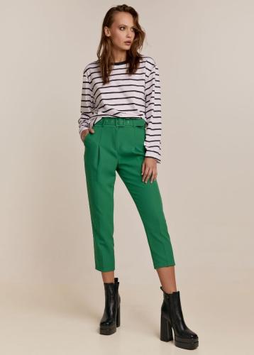 Ψηλόμεσο παντελόνι με ζώνη - Πράσινο