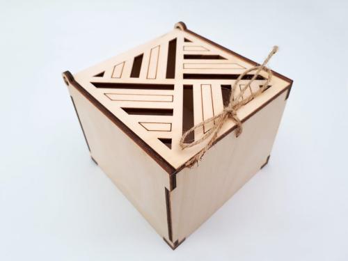Ξύλινο Κουτί “Geometric''