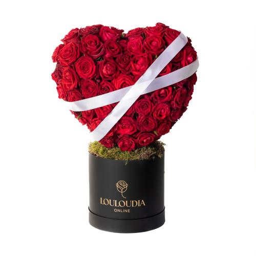 Κουτί με 100 Κόκκινα τριαντάφυλλα σε σχήμα Καρδιάς 40x50cm