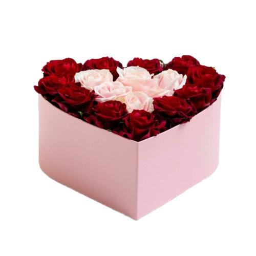 Κουτί με Ροζ-Κόκκινα Τριαντάφυλλα σε Σχήμα Καρδιάς 19x20cm