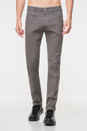 Uniform Υφασμάτινο Παντελόνι της σειράς Charlie - 7 UM0057 297 XC 050 Grey Marrone