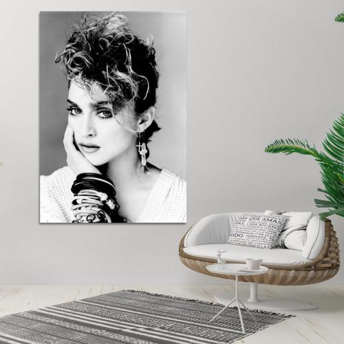 Πίνακας σε καμβά Madonna 100x144 Τελαρωμένος καμβάς σε ξύλο με πάχος 2cm