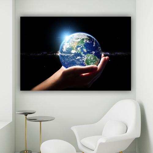 Πίνακας σε καμβά Γη μέσα σε χέρι 120x80 Τελαρωμένος καμβάς σε ξύλο με πάχος 2cm