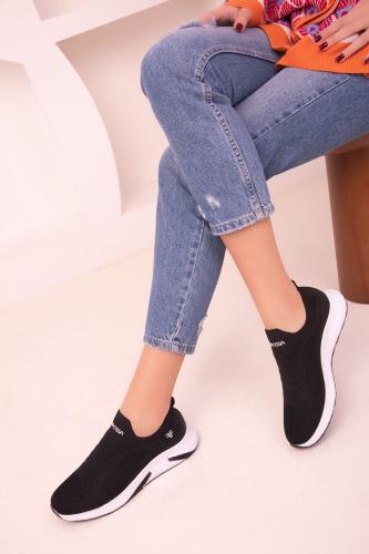 Soho Women's Black Sneakers 16979