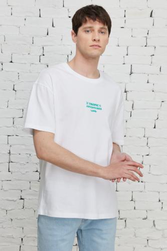 AC&Co / Altınyıldız Classics Men's White Boxy Fit Crew Neck 100% Cotton Printed T-Shirt.