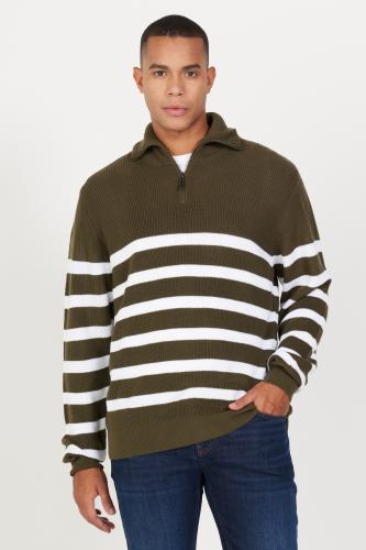 ALTINYILDIZ CLASSICS Men's Khaki-Ecru Standard Fit Normal Cut Bato Neck Knitwear Sweater.