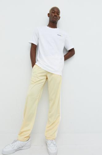 Παντελόνι φόρμας adidas Originals χρώμα: κίτρινο