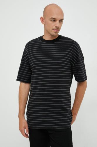 Βαμβακερό μπλουζάκι Sisley χρώμα: μαύρο